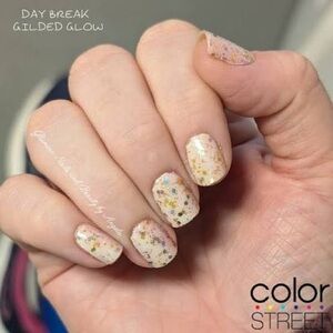 Gilded Glow (Buy 4 for $12)